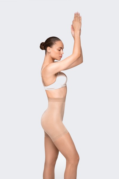 Feinstrumpfhose mit figurformendem Höschenteil Slim 20 von Giulia