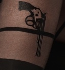 Marilyn_Strumpfhose_Zazu-Gun_2